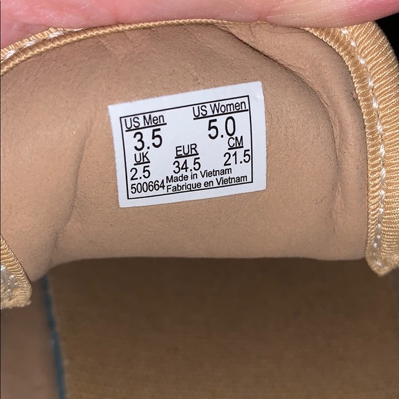 Vans - Picture 4 of 10